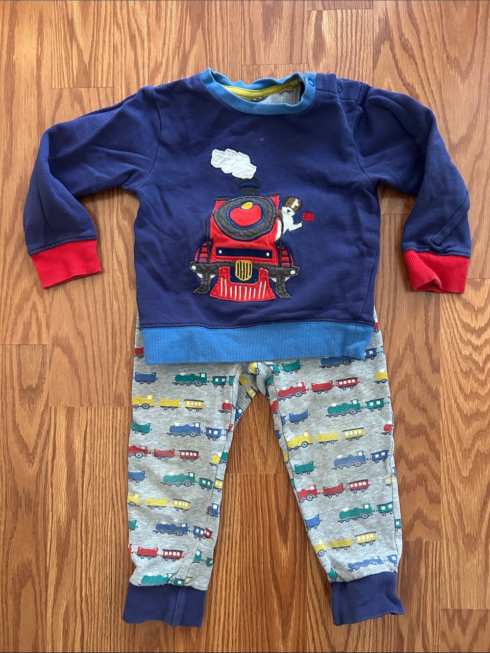Mini Boden Navy, Red and Gray Train Setwith Blue Trim